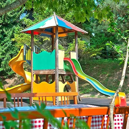 Holiday Village Hoteldorf Schonleitn Latschach Ob Dem Faaker See - Okt02056-cyb Oberaichwald (Carinthia)
