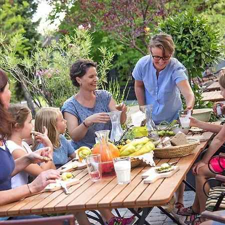 Holiday Village Hoteldorf Schonleitn Latschach Ob Dem Faaker See - Okt02056-cyb